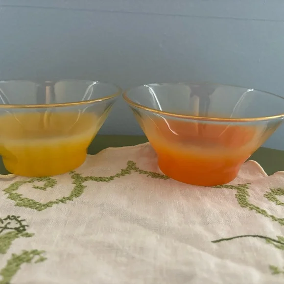 Vintage Midcentury Blendo Bowls Gold Rimmed Frosted Glass Set Of 4 - Picture 5 of 5